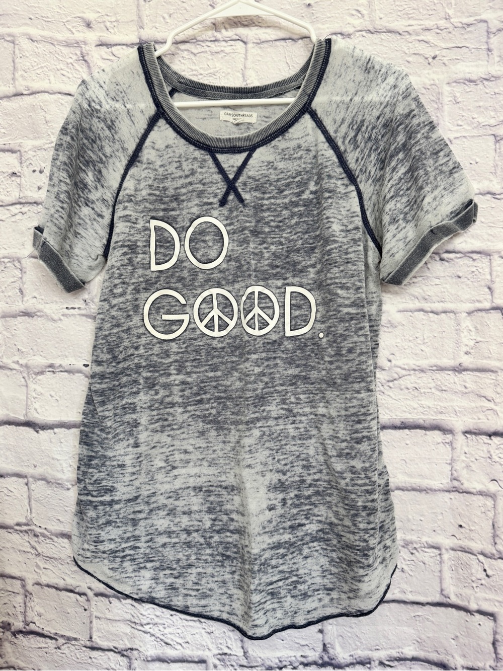 Do Good Greyson Threads womens Short Sleeve Tee size L